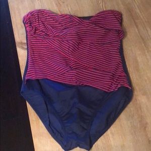 Miracle suit strapless suit